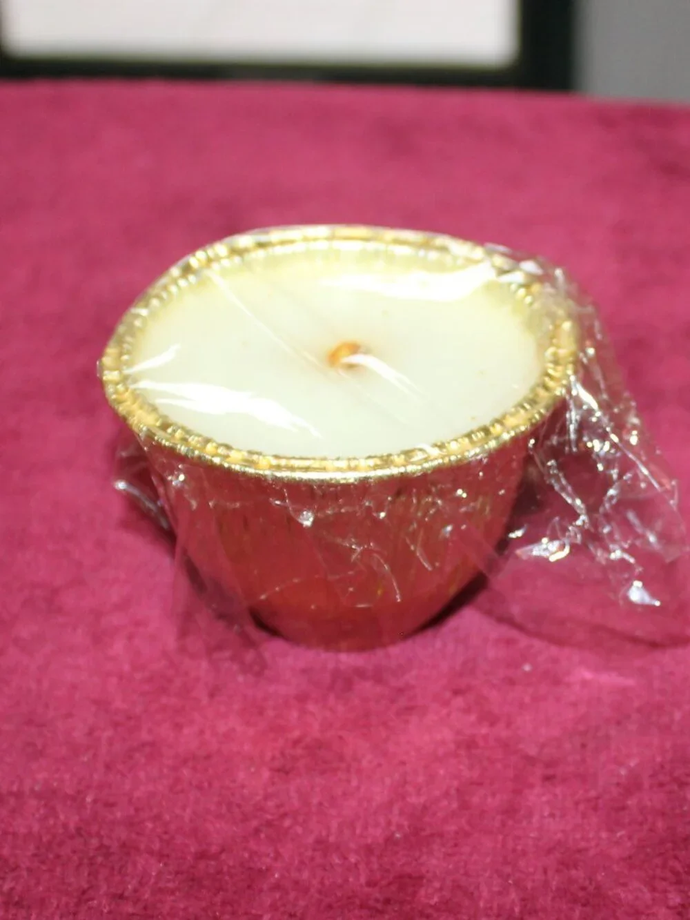 Avon Vintage SONNET Perfumed Candle